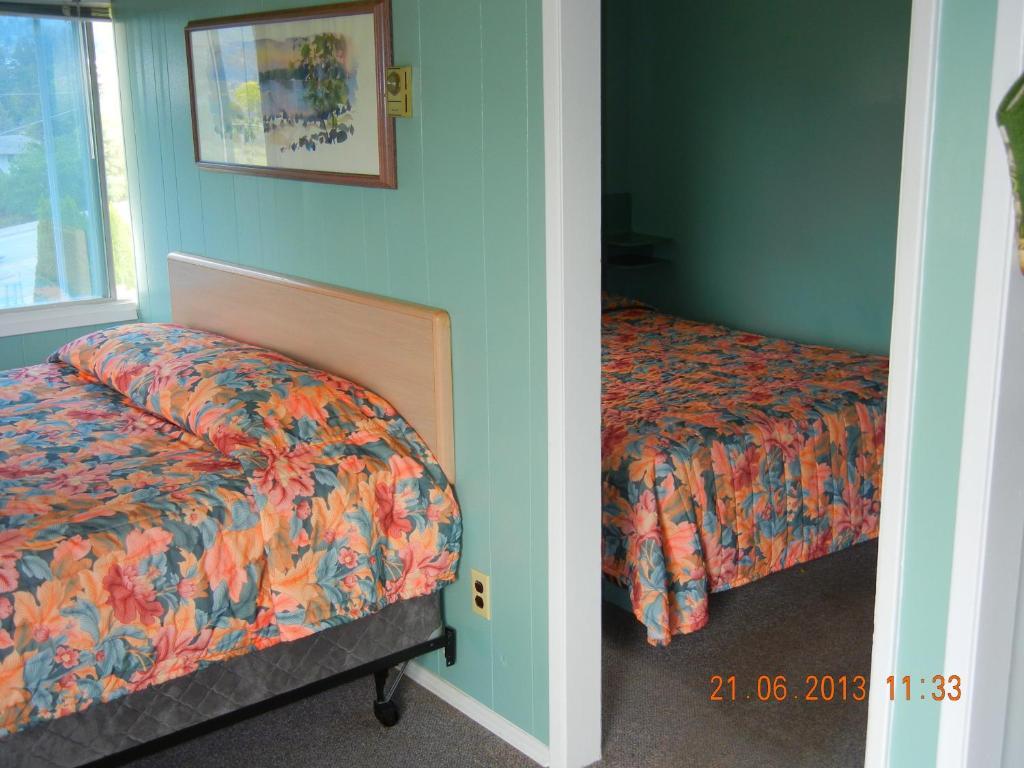 Pleasant View Motel Summerland Pokoj fotografie